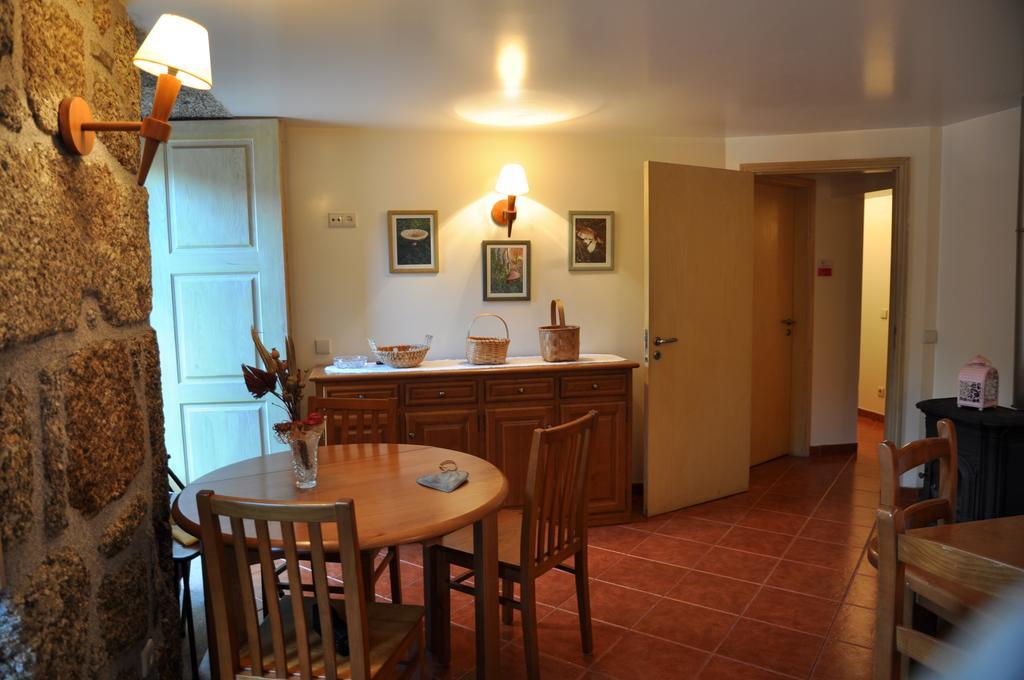 Casa Do Meio Da Vila ロリガ エクステリア 写真