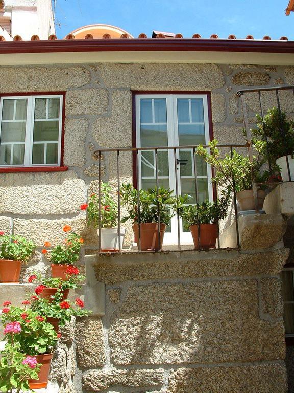Casa Do Meio Da Vila ロリガ エクステリア 写真
